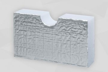 Hellgraue Schaumstoffplatte mit Aluminiumoberfläche